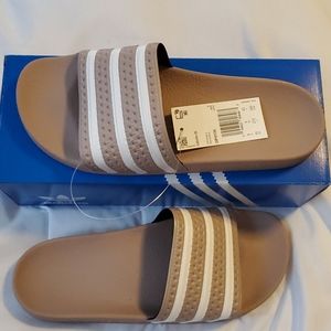 ADIDAS ADILETTE SLIDES